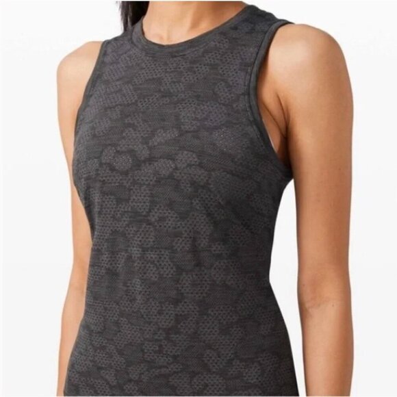 lululemon athletica Tops - Lululemon Breeze By Muscle Tank Top Shirt Breathable Athleisure Athletic Size 8